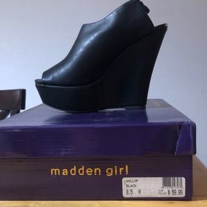 Madden girl sexy shoe
